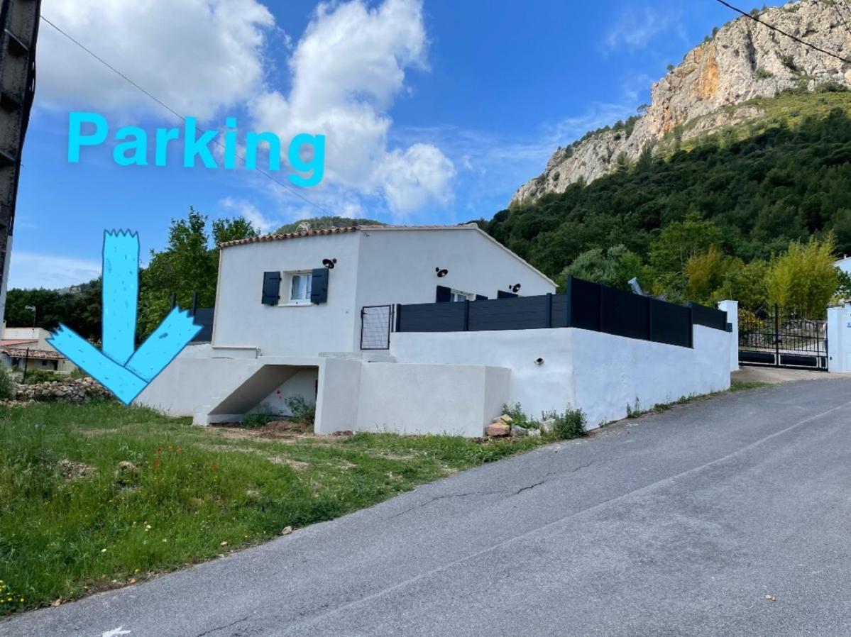 Vila Maison Avec Jardin, Parking Entre Mer Et Montagne Le Revest-le-Eaux Exteriér fotografie